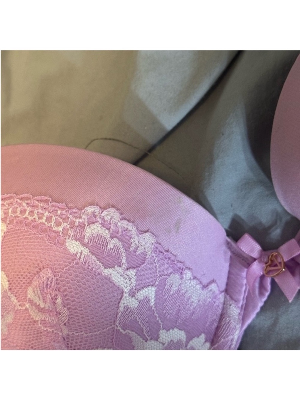 Victoria's Secret Light Pink Lace Push-Up Bra - Picture 4 of 4